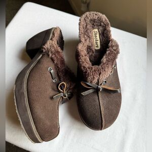Vintage Y2K Skechers Cozy Faux Fur Suede Brown Clog Slippers Size 8
